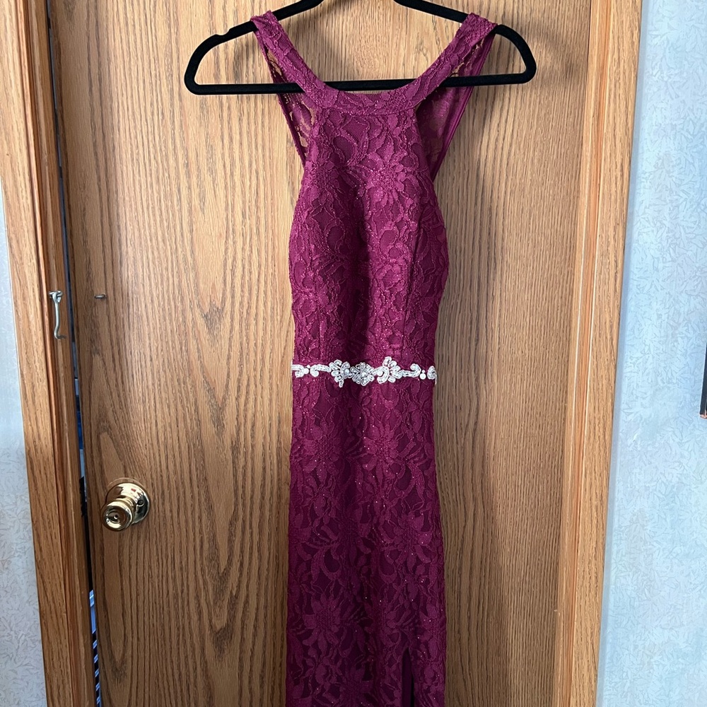 PROM DRESS - Picture 2 of 10